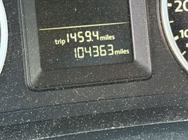 2011 VOLKSWAGEN Tiguan