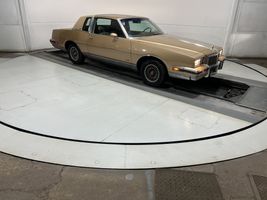 1985 Pontiac GRAND-PRIX