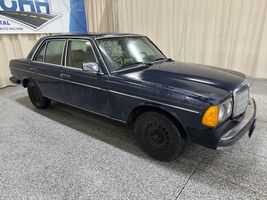1985 Mercedes-Benz 300 Series