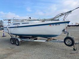 1983 McGregor 26FT SAILBOAT