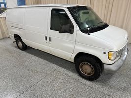 1998 Ford E150 Vans