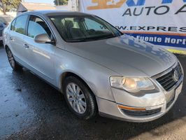 2008 VOLKSWAGEN Passat