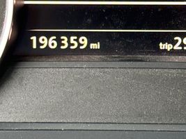 2014 VOLKSWAGEN Touareg