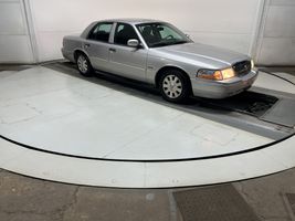 2004 Mercury Grand Marquis