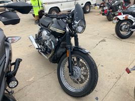 2010 MOTO GUZZI V7 750