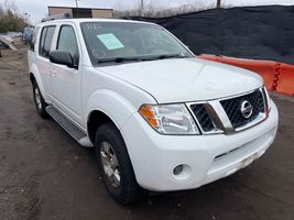 2010 NISSAN Pathfinder