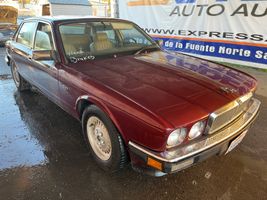 1988 Jaguar XJ