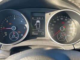 2011 VOLKSWAGEN JETTA