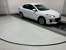 2013 Mazda MAZDA3