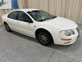 2000 Chrysler 300M