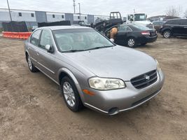 2000 NISSAN MAXIMA