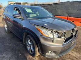 2016 Toyota HIGHLANDER