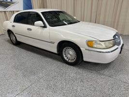 1999 Lincoln Town Car