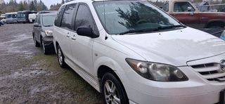 2004 Mazda MPV