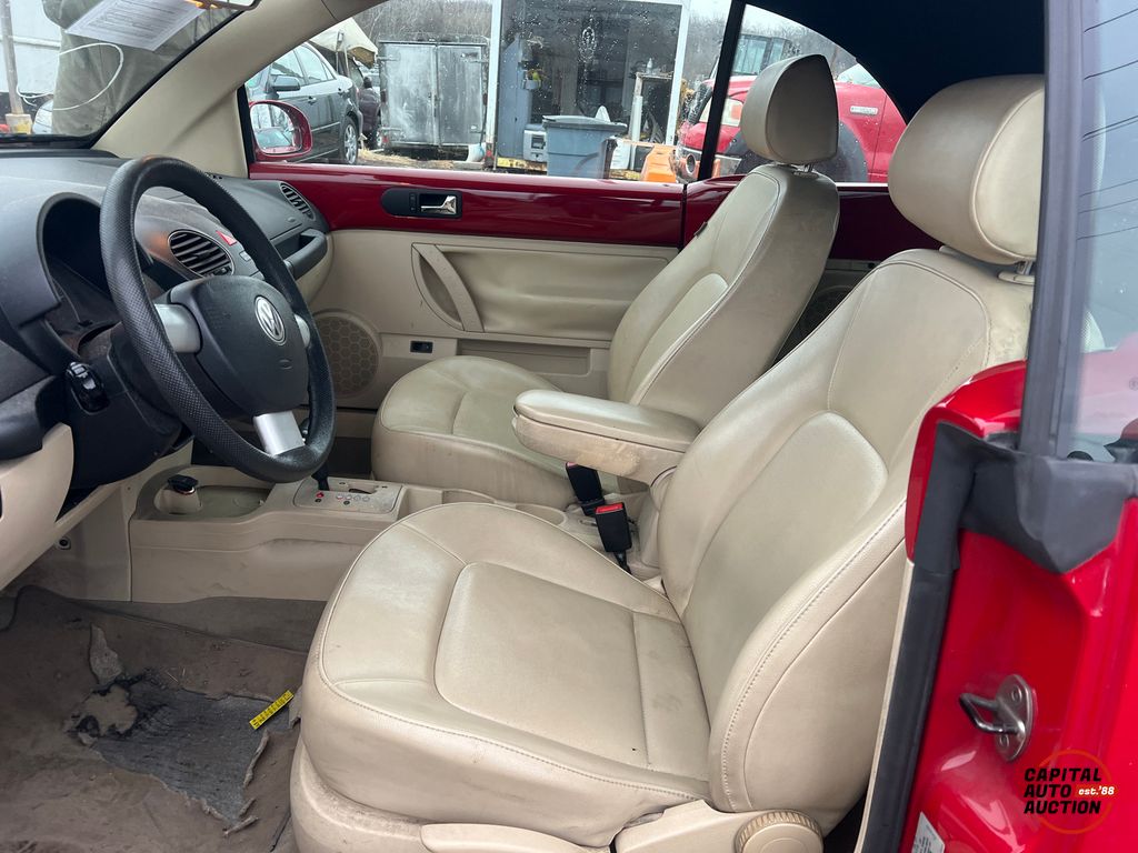 2007 VOLKSWAGEN NEW BEETLE 7