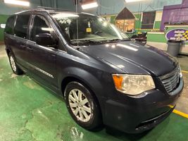 2013 Chrysler Town & Country