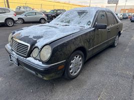 1999 Mercedes-Benz E-Class