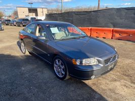 2005 Volvo S60