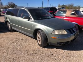 2004 VOLKSWAGEN Passat