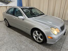 2004 Mercedes-Benz C-Class