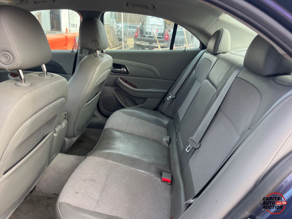 2013 CHEVROLET MALIBU 8