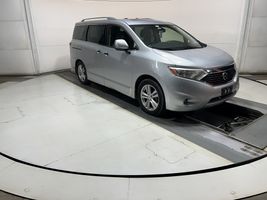 2015 NISSAN Quest