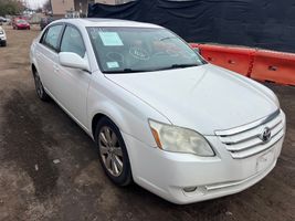 2005 Toyota Avalon