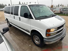 2002 Chevrolet G3500 Vans