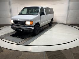 2005 Ford E350 VANS