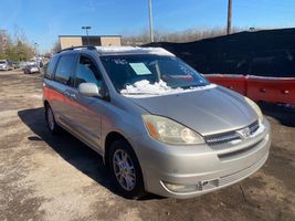 2004 Toyota Sienna