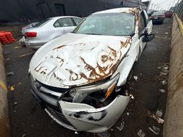 2016 TOYOTA CAMRY XLE