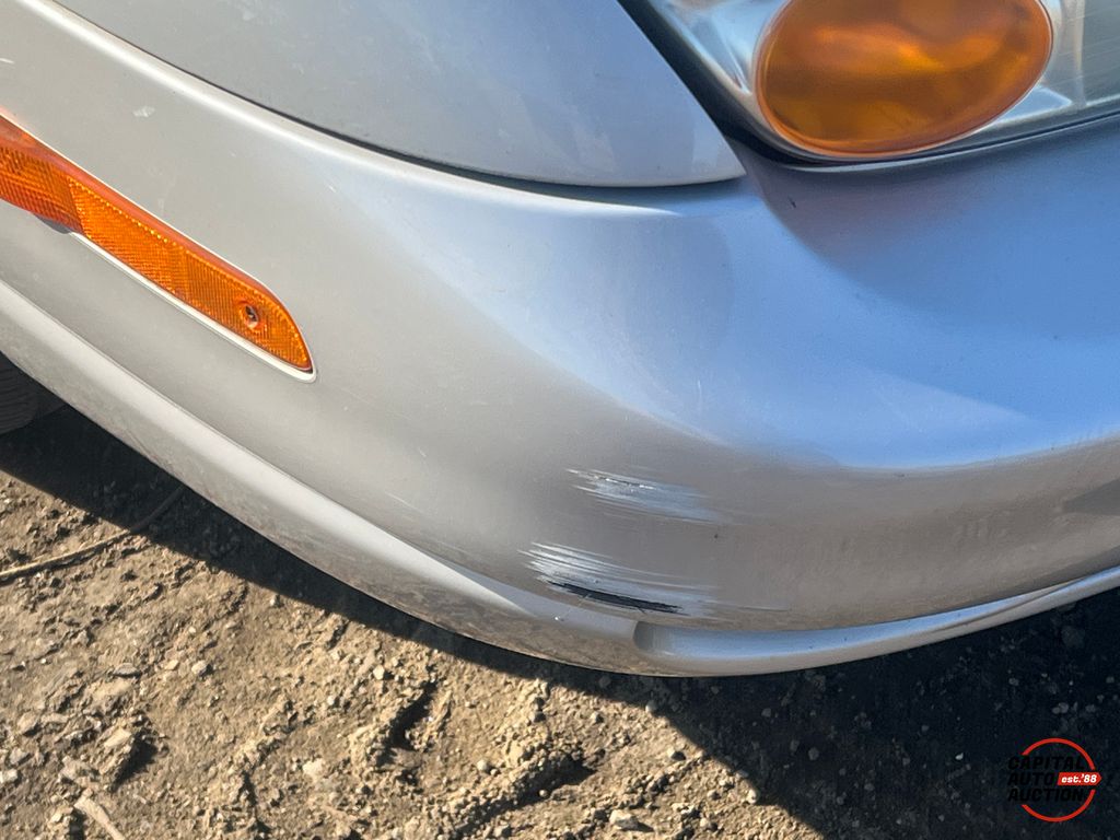 2001 SATURN S-SERIES 11