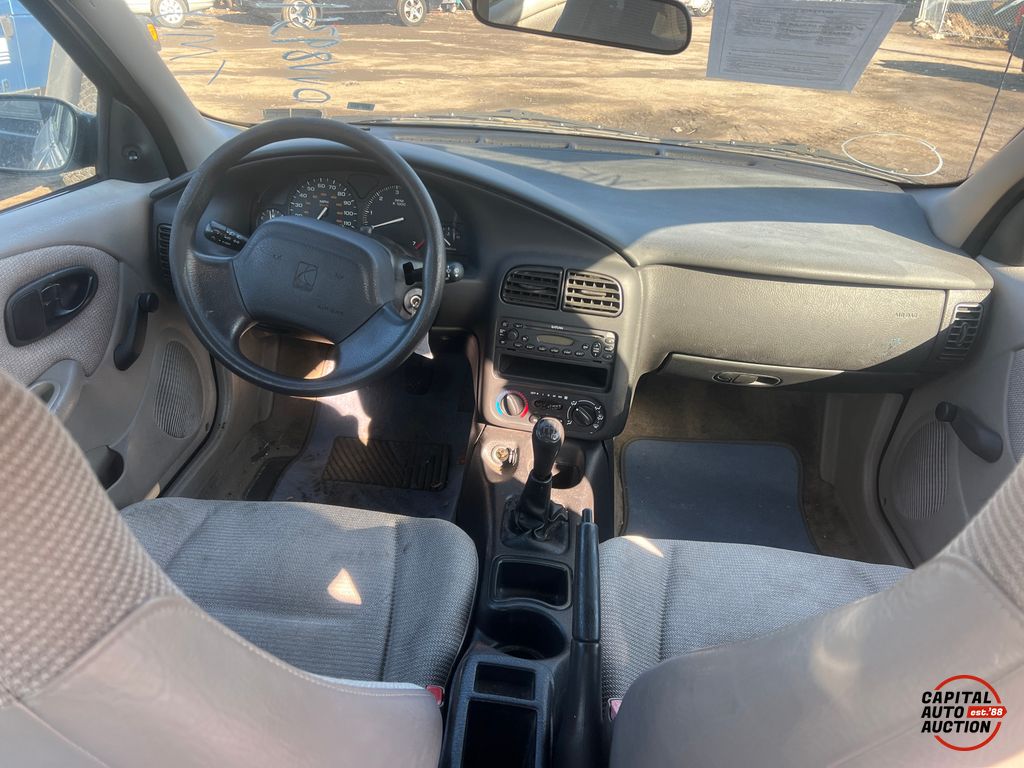 2001 SATURN S-SERIES 10