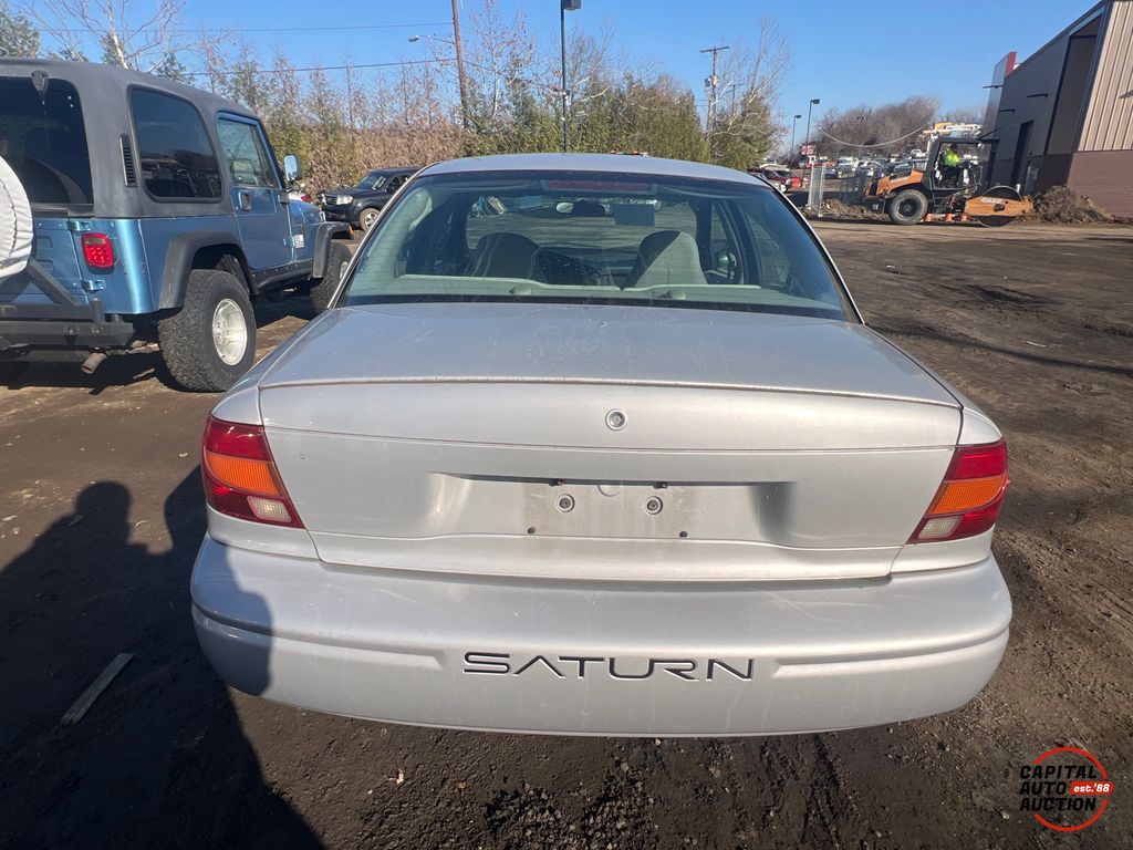 2001 SATURN S-SERIES 6