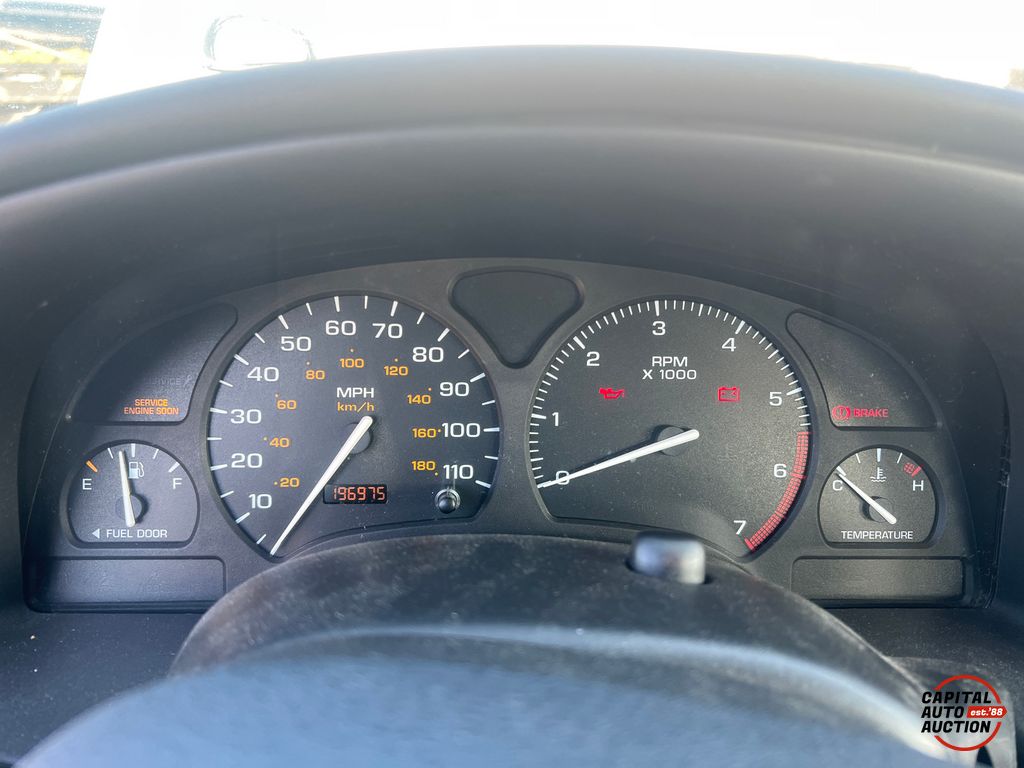 2001 SATURN S-SERIES 4