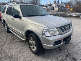 2005 Ford Explorer