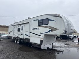2010 KEYSTONE OUTBACK SYDNEY EDITION 320 FDB