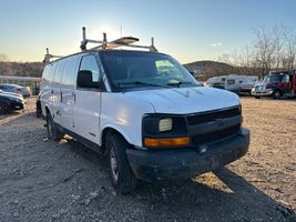 2003 Chevrolet G2500 Vans