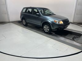 2009 SUBARU FORESTER X