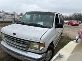 2002 Ford E150 Vans