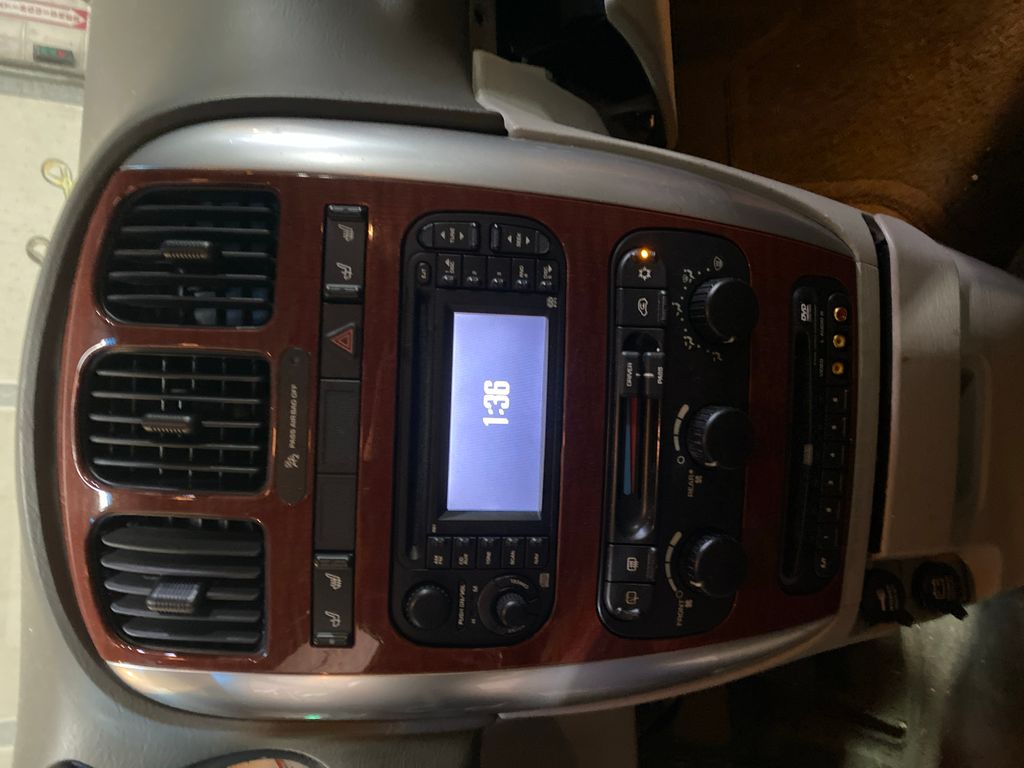 2007 CHRYSLER TOWN & COUNTRY 17