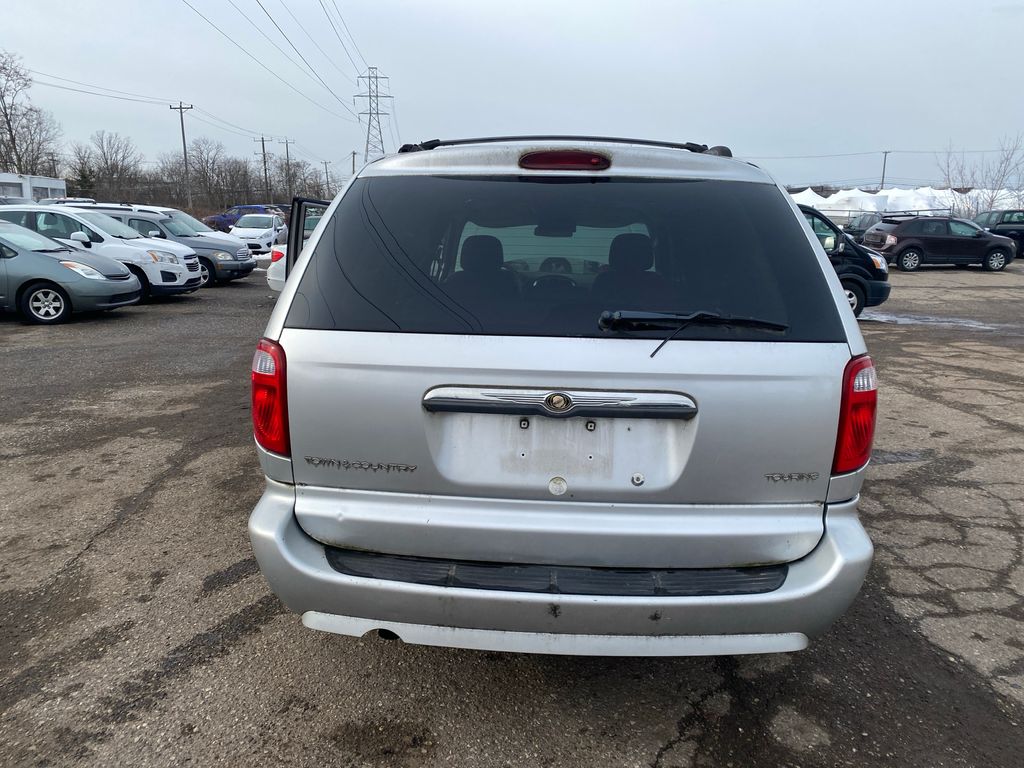 2007 CHRYSLER TOWN & COUNTRY 6