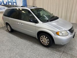 2002 Chrysler Town & Country