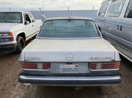 1983 Mercedes-Benz 300 Series