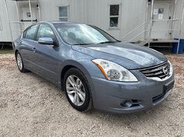 2010 NISSAN Altima