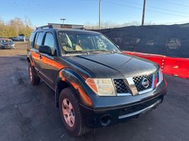 2005 NISSAN Pathfinder