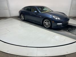 2013 Porsche Panamera