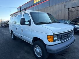 2007 Ford E250 Vans