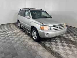 2004 Toyota HIGHLANDER