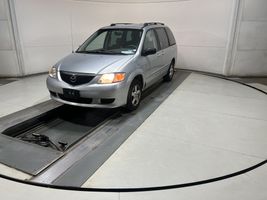 2003 Mazda MPV